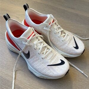 Nike Invincible Run 3